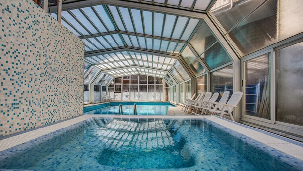 Piscine extérieure (ouverte en saison)