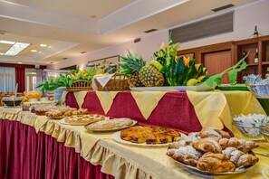 Petit déjeuner buffet compris tous les jours