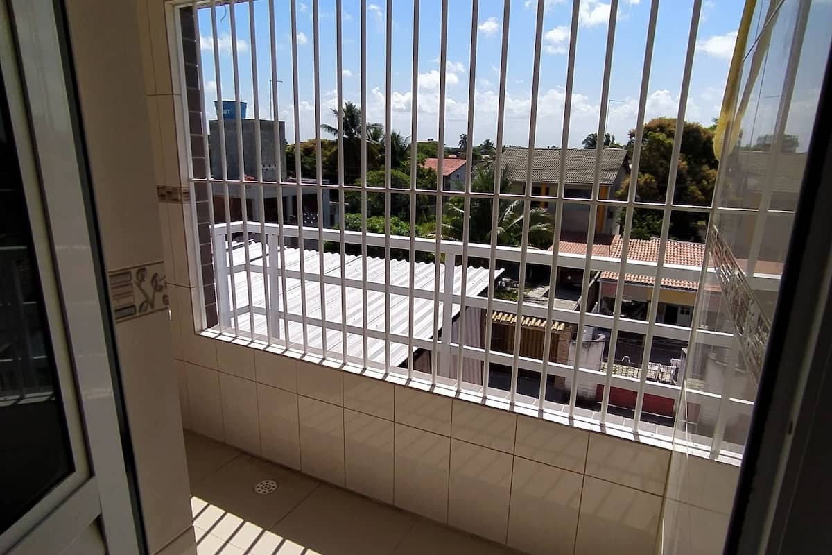 Cortinas blackout, tabla de planchar con plancha y wifi gratis