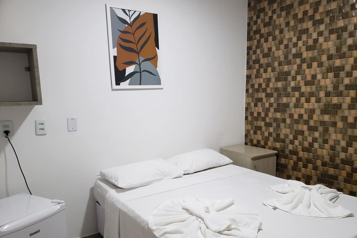 Cortinas blackout, tabla de planchar con plancha y wifi gratis