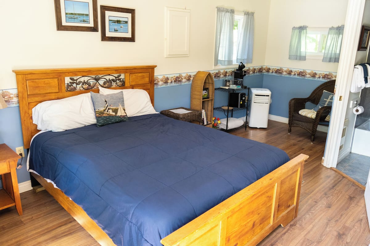 Standard Cabin, 1 Queen Bed, Garden Area