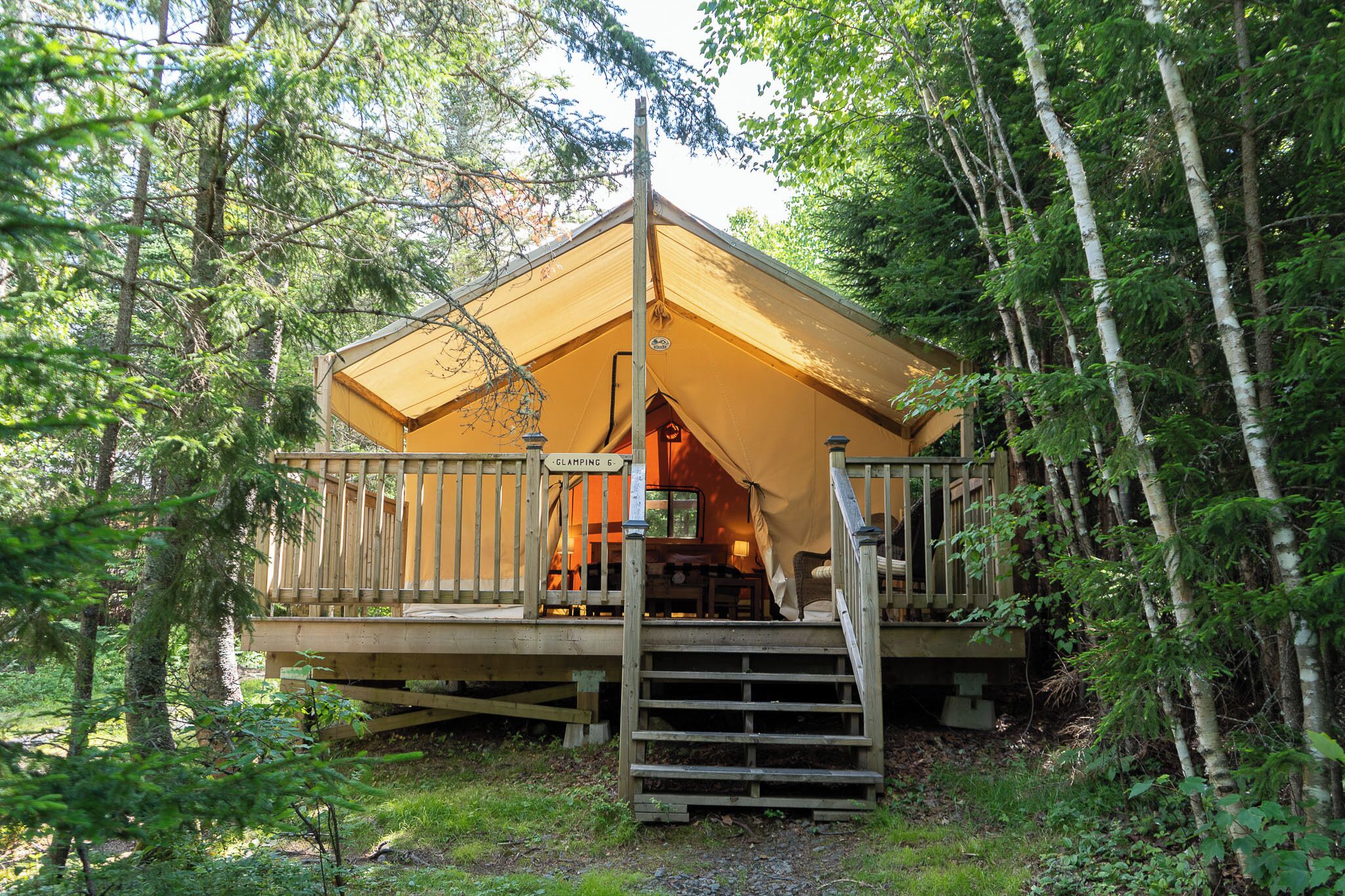 Signature Tent, Hill View