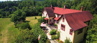 Dominion Hill Country Inn