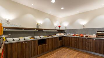 Daily buffet breakfast (EUR 14 per person)