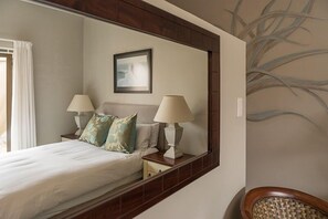 Habitació doble Deluxe (Lighthouse) | Roba de llit d'alta qualitat, caixa forta a l'habitació i escriptori 