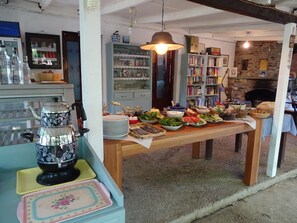 Breakfast area - Hane-i Keyif Pension (Kemer)