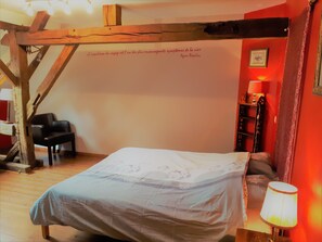 House, 4 Bedrooms | 4 bedrooms, premium bedding, desk, cribs/infant beds - Gite Pierres d'évasions (Momignies)