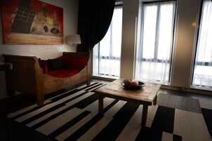 1 habitación, ropa de cama de alta calidad y minibar 