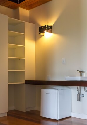 Family Apartment, 1 Bedroom, Accessible | Bathroom