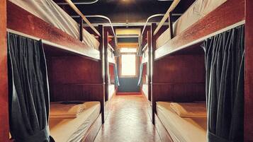 8-Bed Mixed Dormitory Room | Soundproofing, free WiFi, bed sheets