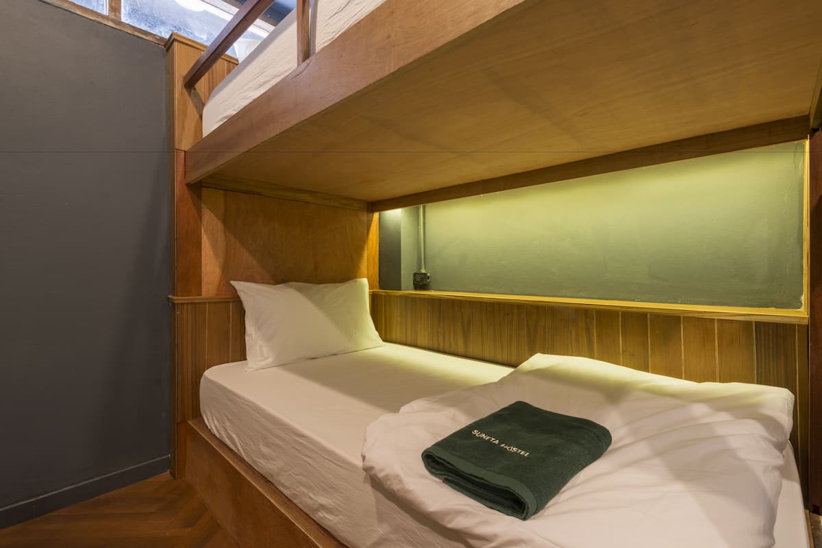 Quadraple Room with Private Bathroom