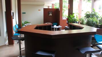 Bar (in der Unterkunft)