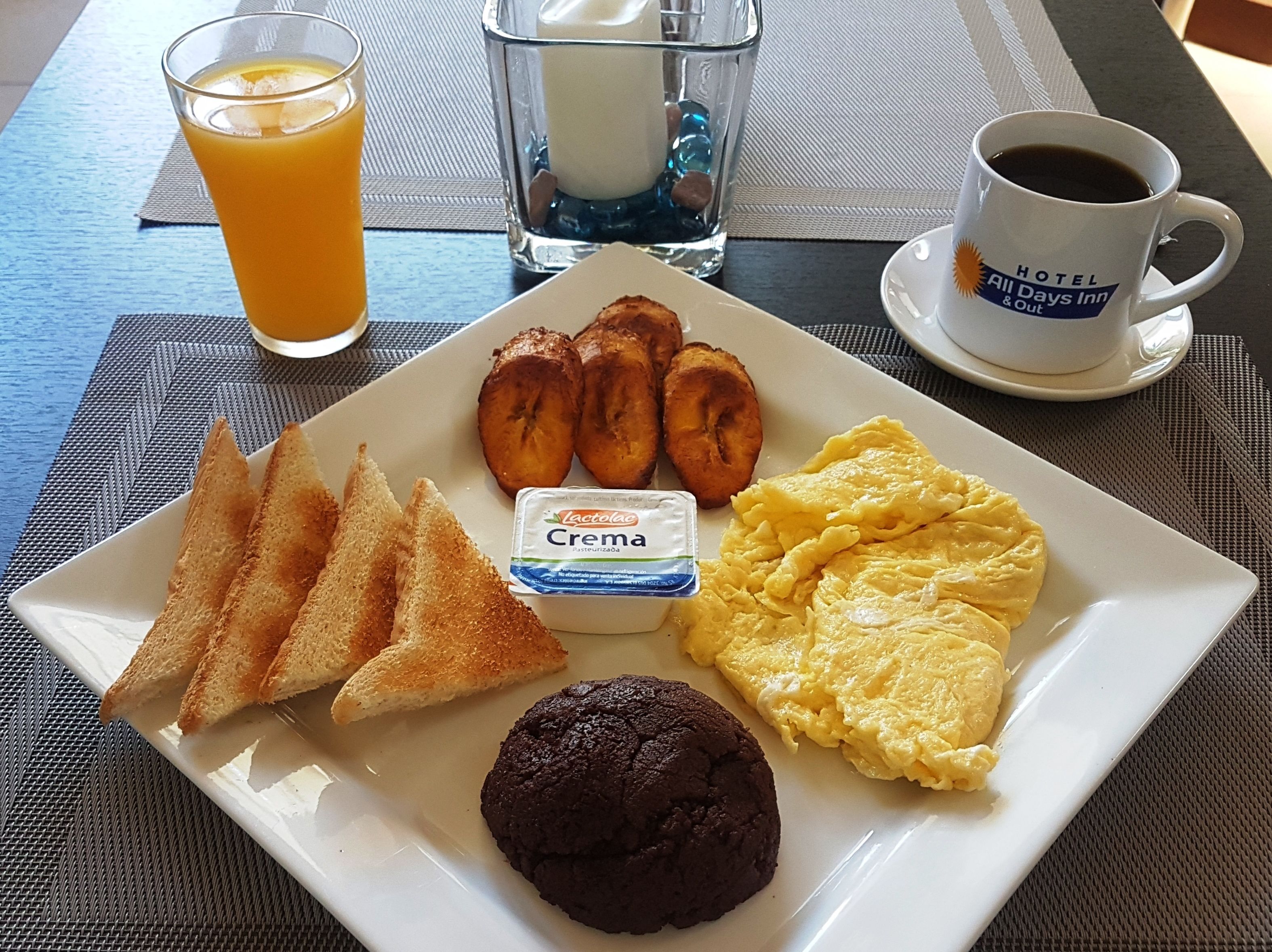 free daily full breakfast