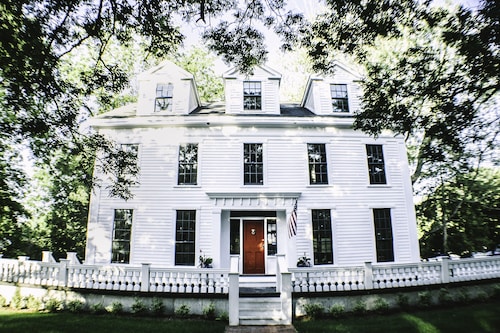 Judson Heath Colonial Inn