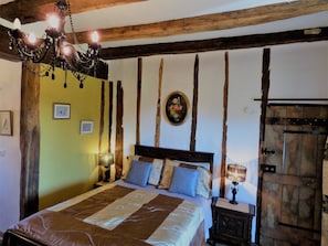 Standard Double Room, 1 Double Bed, Balcony, Garden View | 1 bedroom, hypo-allergenic bedding, individually decorated