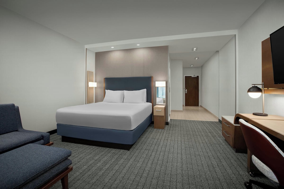 1 Schlafzimmer, Schreibtisch, Verdunkelungsvorhänge