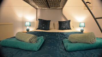 Habitación triple | Wifi gratis y ropa de cama