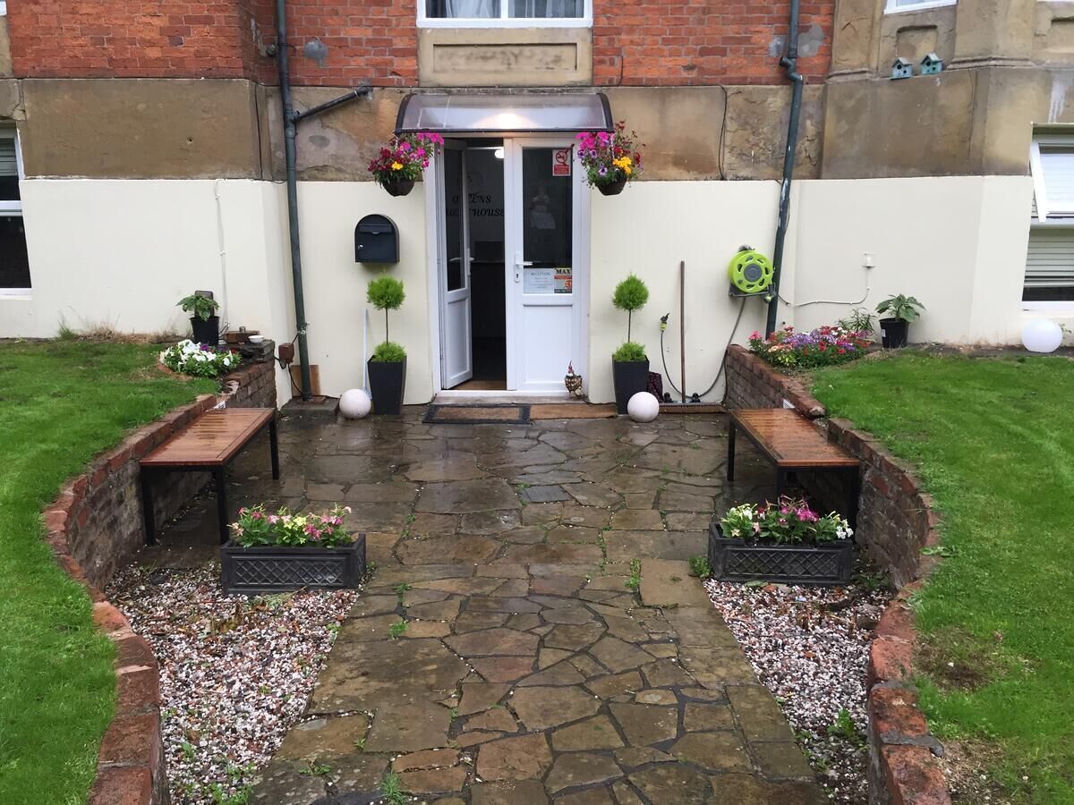 Photo - Queens Guesthouse Manchester