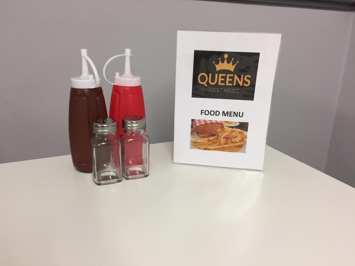Photo - Queens Guesthouse Manchester