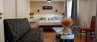 Hotel Restaurant  Rive Gauche