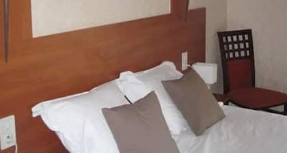 Hotel Restaurant Rive Gauche