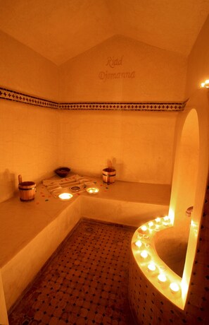 Dampfbad, Türkisches Bad/Hamam, Körperbehandlungen, Gesichtsbehandlungen