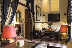 Bar (on property) - Riad Djemanna (Marrakech)