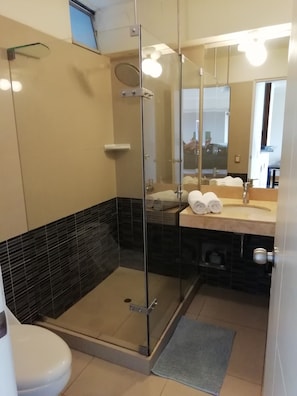 Bathroom - Apart Peru (Lima)