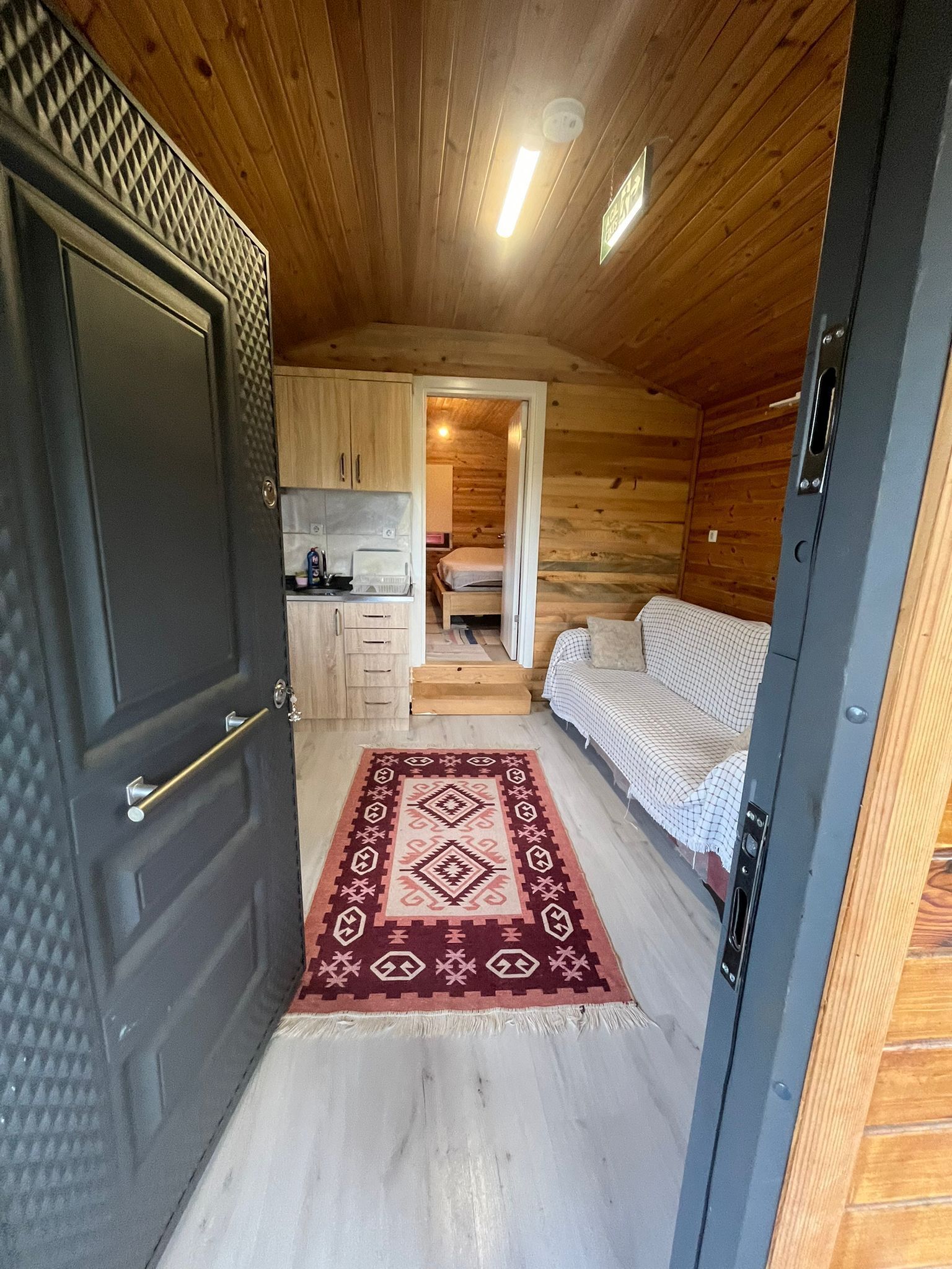 Family Apartment, Mountain View