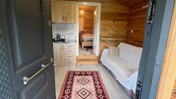 Apartamento familiar, vistas a la montaña | 1 dormitorio, ropa de cama de alta calidad, caja fuerte