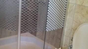 Family Apart Daire | Bathroom