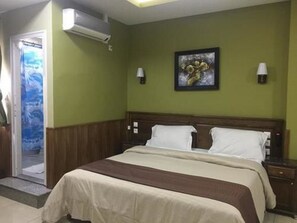 Blackout curtains, iron/ironing board, free WiFi - Hôtel Adounia (Ouled Moussa)