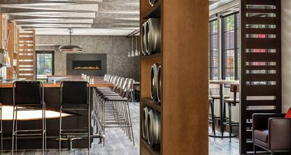 Delta Hotels by Marriott Burlington