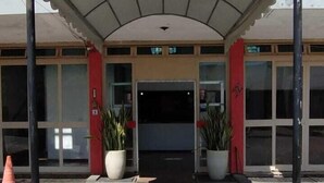 Property entrance - Hotel La Rocca, Goiânia  (Goiania)