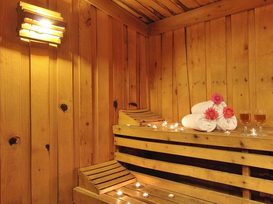 Deep-tissue massages, sports massages, massages