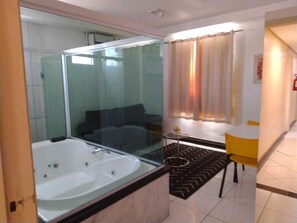 Private spa tub - Hotel 1000 (Piracicaba)
