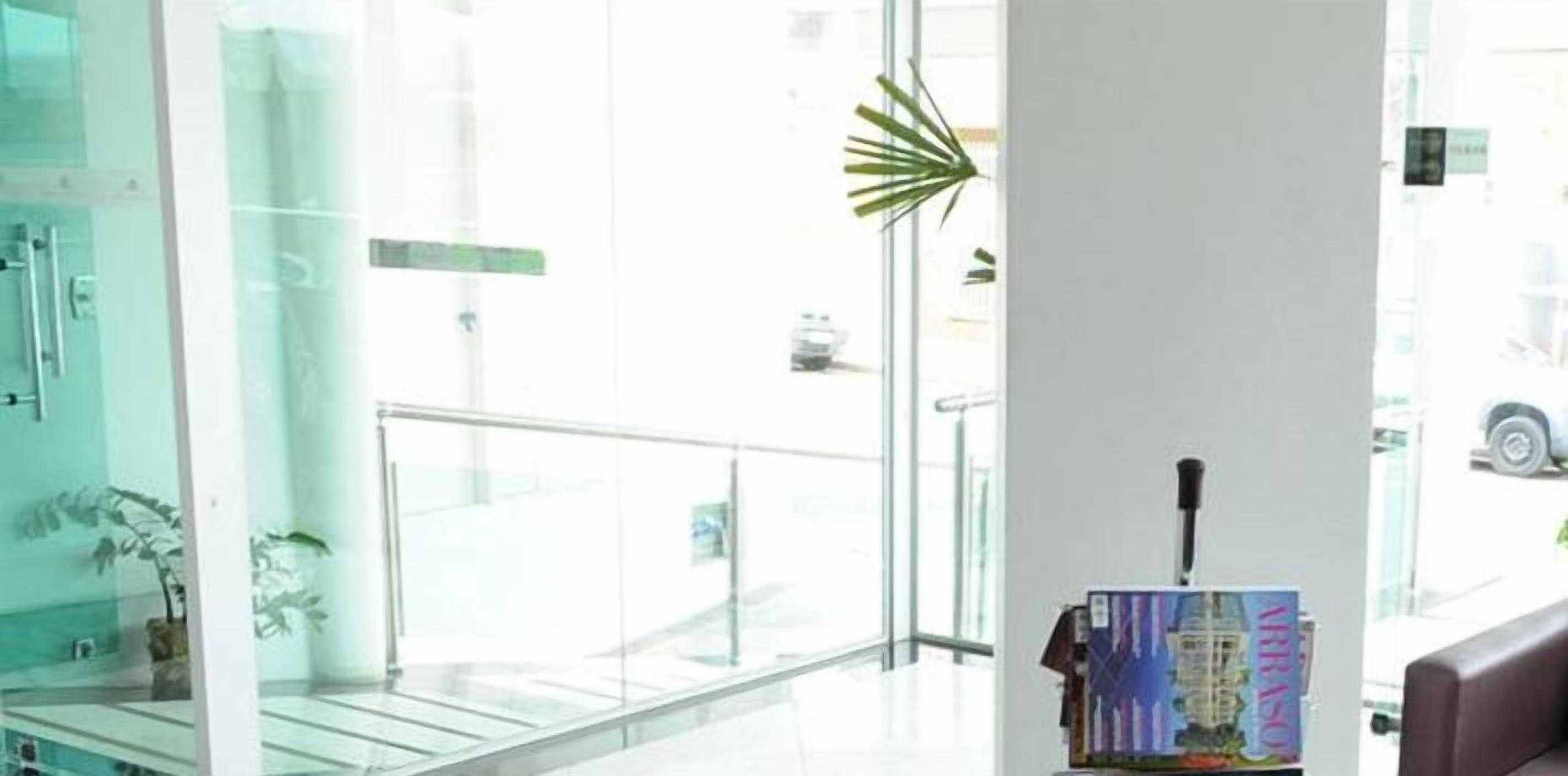 22-inch led tv with cable channels, tv