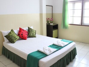 Standard Double Room  - Seabreeze Mansion (Phuket)