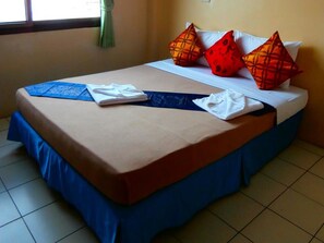Standard Double Room  - Seabreeze Mansion (Phuket)