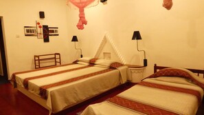 10 bedrooms, in-room safe, individually decorated - Hotel Hemadan (Aluthgama)