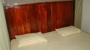 Quarto casal (AC) | Comodidades do quarto