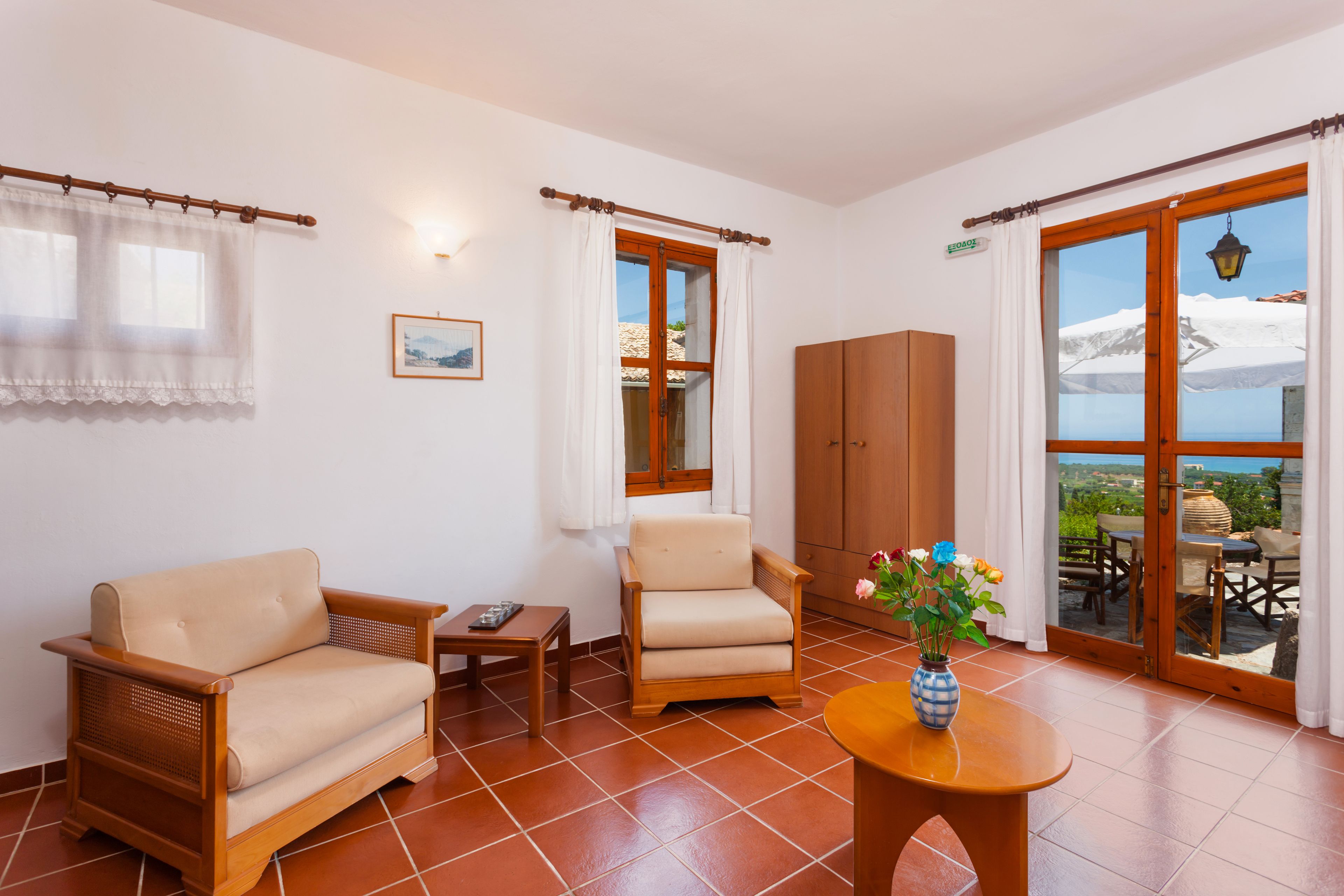 deluxe duplex | living area