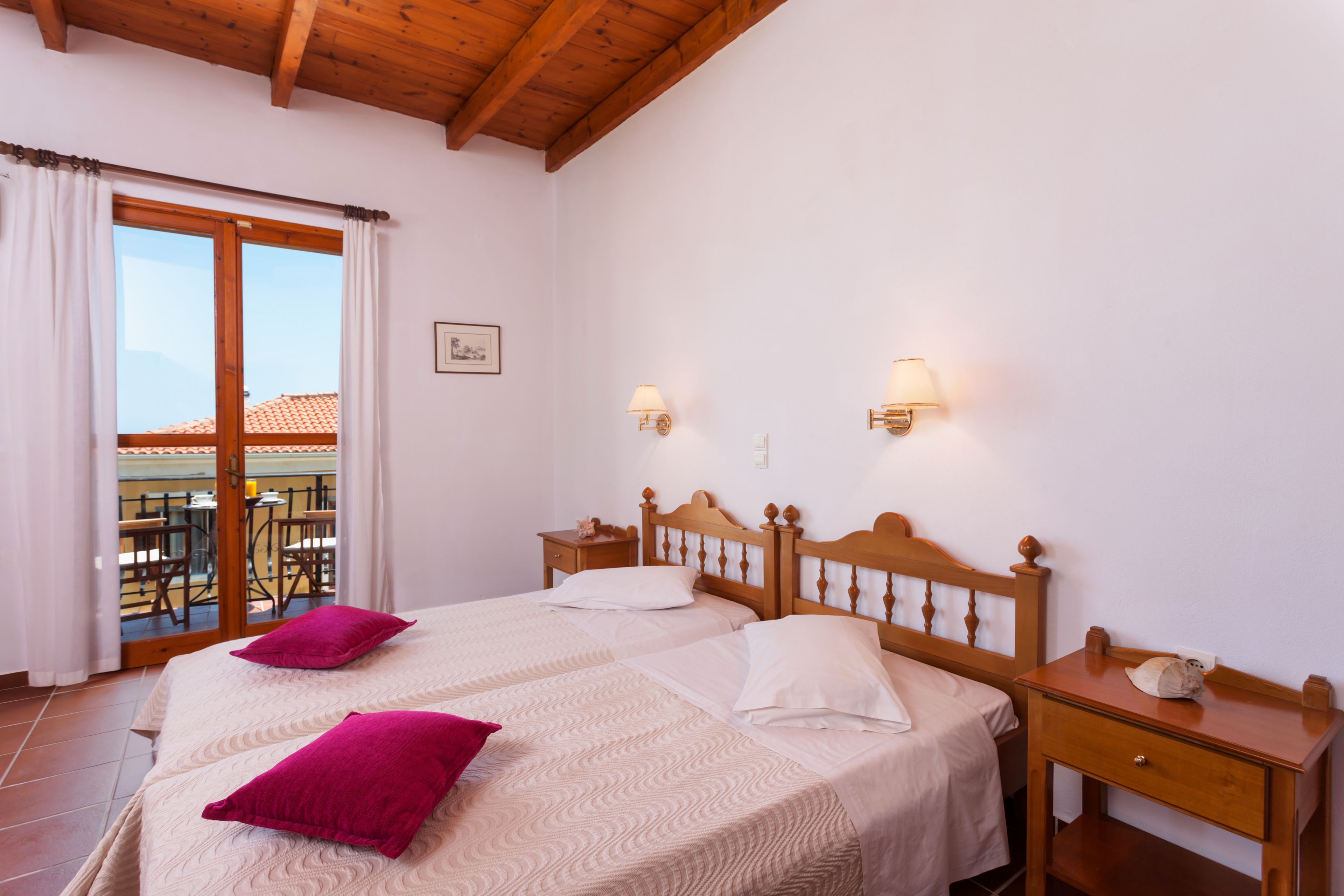 deluxe duplex | living area