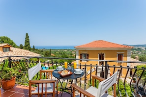 Deluxe Duplex | Balcony - Archontiko Maisonettes (Zakynthos)