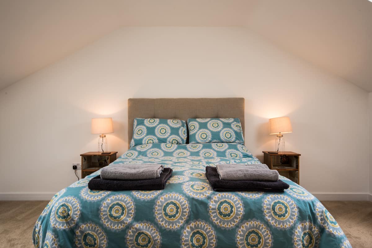 4 bedrooms, iron/ironing board, free cots/infant beds, free WiFi