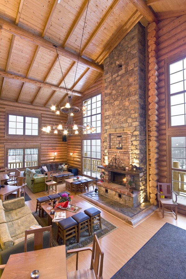 Coin salon dans le hall