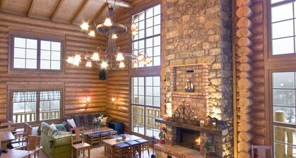 Sfendamos Wood Village