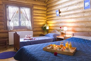 1 多间卧室、办公桌、隔音、熨斗/熨板