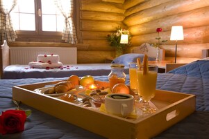 Café da manhã com buffet grátis todos os dias