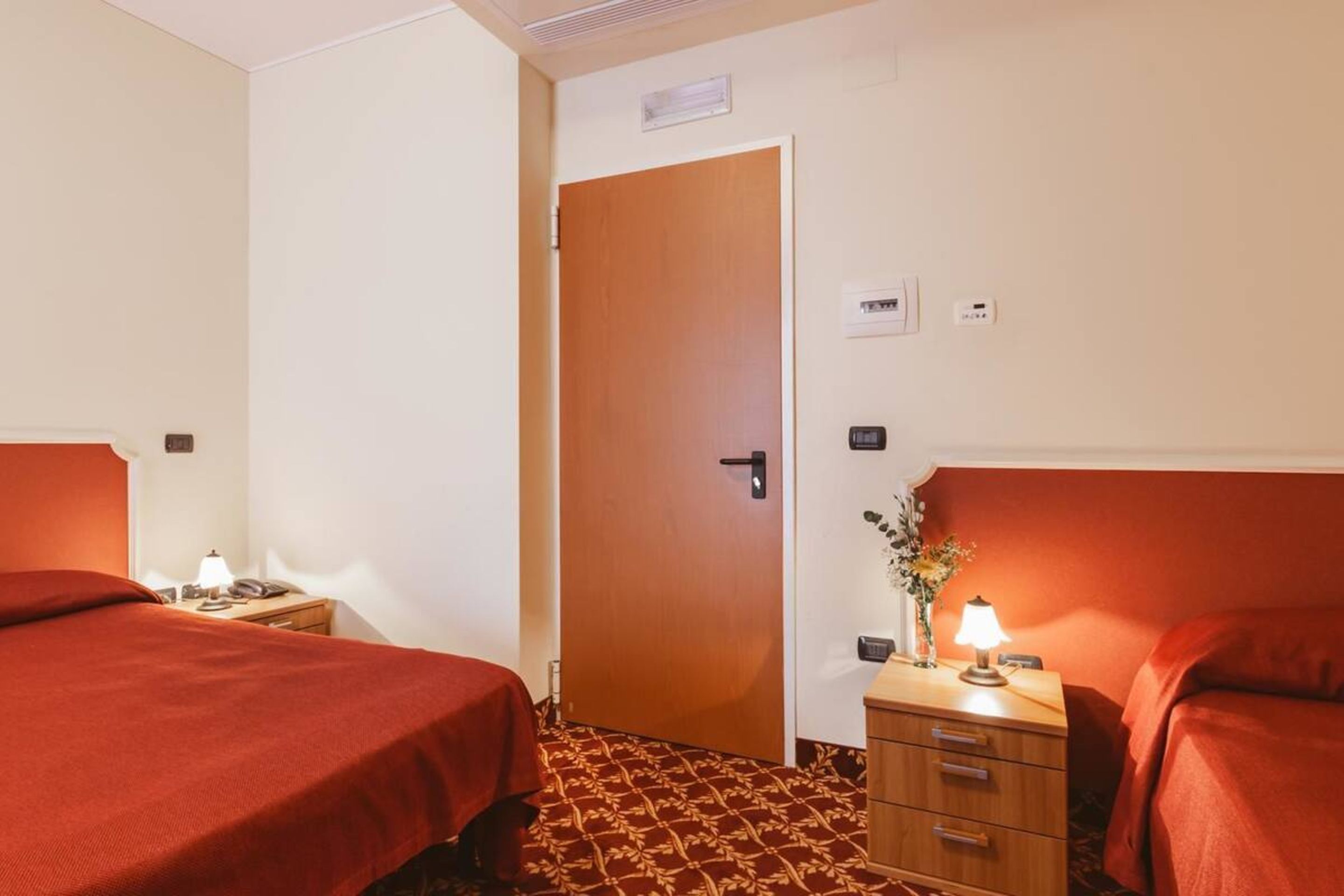 quadruple room | individually furnished, cots/infant beds, free wifi, bed sheets